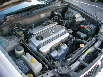 2001 Nissan Sunny Pics