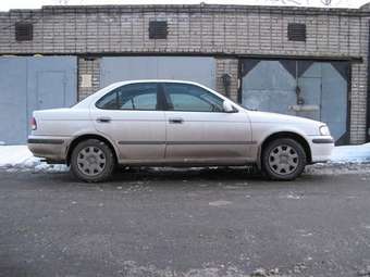 2001 Nissan Sunny Pics