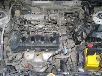 2001 Nissan Sunny Pictures