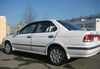 2001 Nissan Sunny Wallpapers