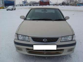 2001 Nissan Sunny Pics