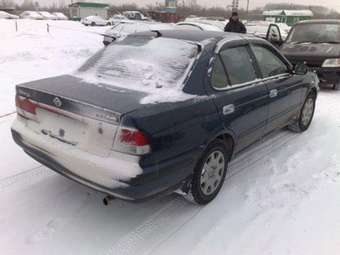 2001 Nissan Sunny Images