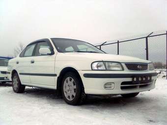 2001 Nissan Sunny Pics