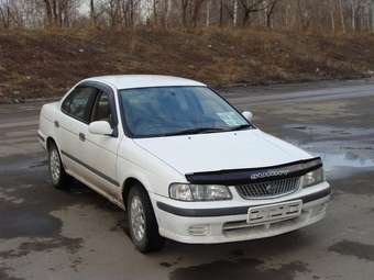 2001 Nissan Sunny Images
