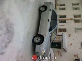 2001 Nissan Sunny Wallpapers