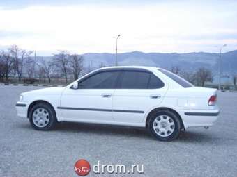 2001 Nissan Sunny Images