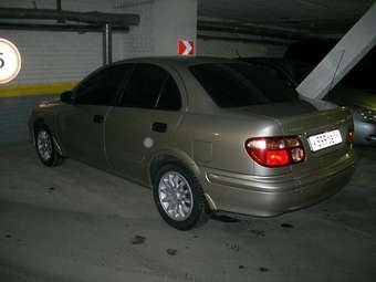 2001 Nissan Sunny Pictures