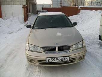 2001 Nissan Sunny Photos