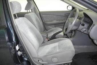 2001 Nissan Sunny Photos