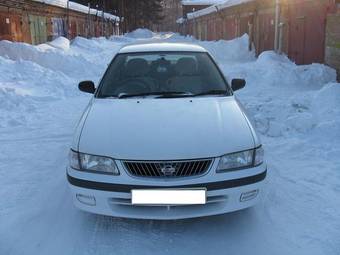 2001 Nissan Sunny Pics