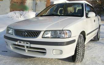 2001 Nissan Sunny Photos