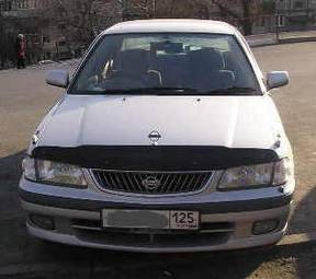 2001 Nissan Sunny Pictures