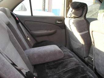 2001 Nissan Sunny Images