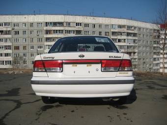 2001 Nissan Sunny Photos