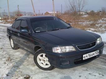 2001 Nissan Sunny Pictures