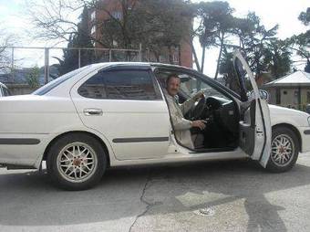 2001 Nissan Sunny Pics