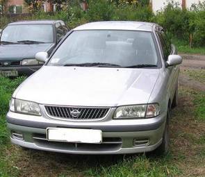 2001 Nissan Sunny Pics