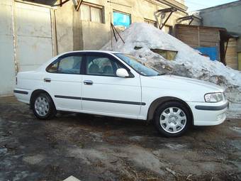 2001 Nissan Sunny Photos