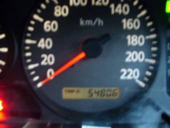 2001 Nissan Sunny Photos