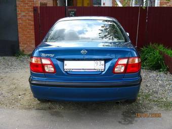 2001 Nissan Sunny Pictures