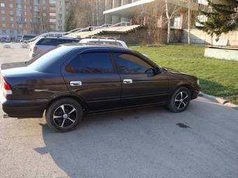 2001 Nissan Sunny Photos