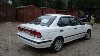 2001 Nissan Sunny Photos