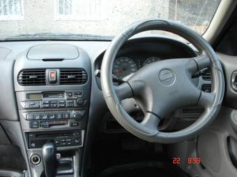 2001 Nissan Sunny Pics