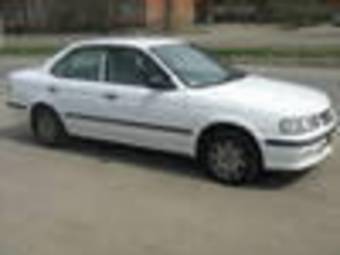 2001 Nissan Sunny Photos