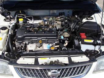 2001 Nissan Sunny Photos