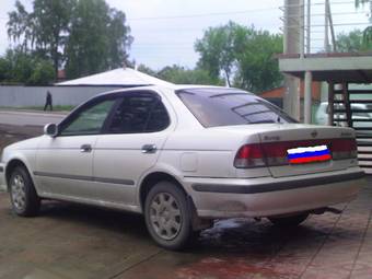 2001 Nissan Sunny Pics