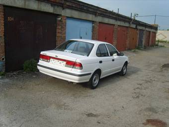 2001 Nissan Sunny Pics