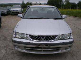 2001 Nissan Sunny Photos