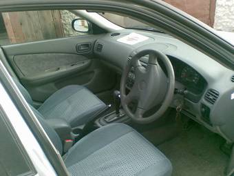 2001 Nissan Sunny Photos