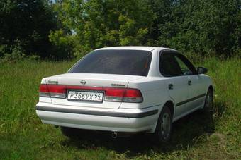 2001 Nissan Sunny Photos