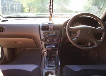 2001 Nissan Sunny Pics