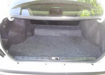 2001 Nissan Sunny Pictures
