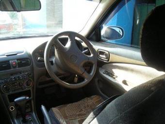 2001 Nissan Sunny Photos