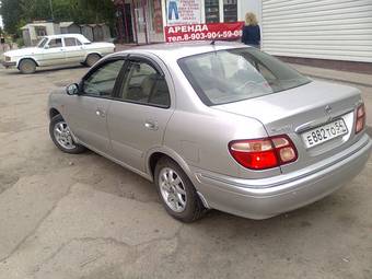 2001 Nissan Sunny Pictures