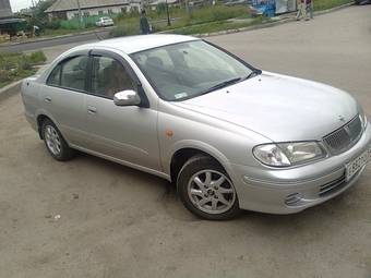 2001 Nissan Sunny Photos