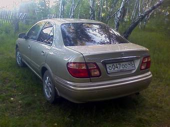 2001 Nissan Sunny Photos