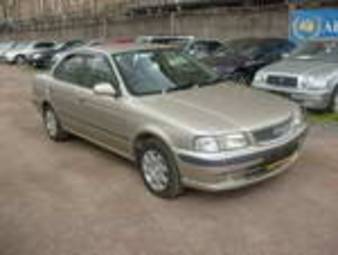 2001 Nissan Sunny Photos