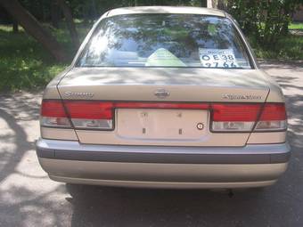 2001 Nissan Sunny Photos