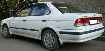 2001 Nissan Sunny Pictures
