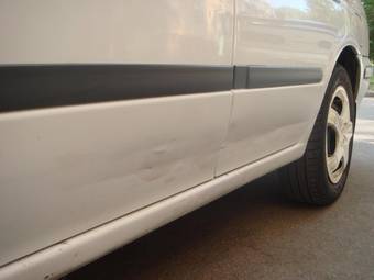 2001 Nissan Sunny Pictures