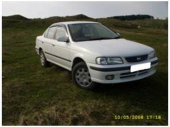 2001 Nissan Sunny Pictures