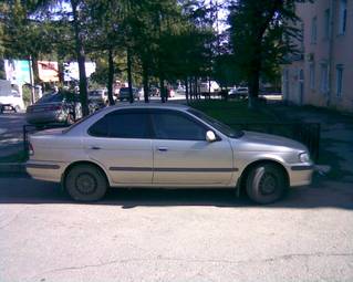 2001 Nissan Sunny Photos