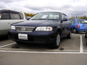 2002 Nissan Sunny