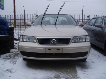 2002 Nissan Sunny