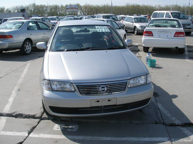 2002 Nissan Sunny