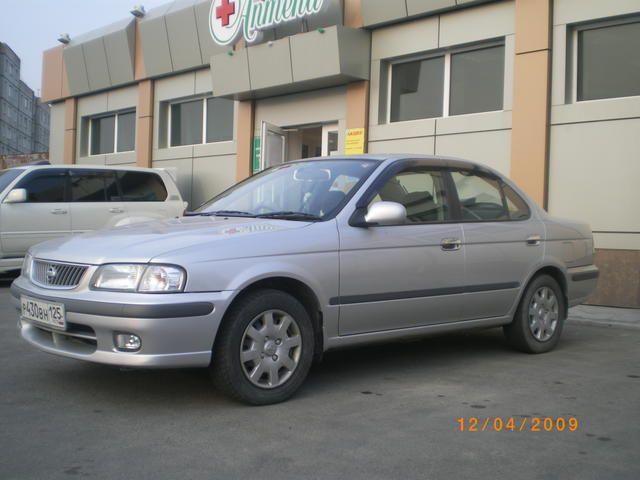 2002 Nissan Sunny